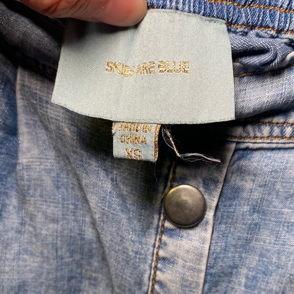 Skies Are Blue Denim Skirt- XS - Picture 2 of 3